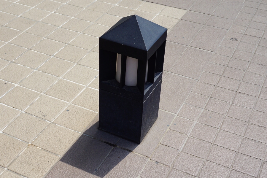Outdoor Light